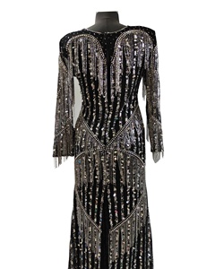 Luxueux noir pailleté brodé à la main et glands robe de soirée longueur au sol pour les fêtes et les mariages - Product Image 2