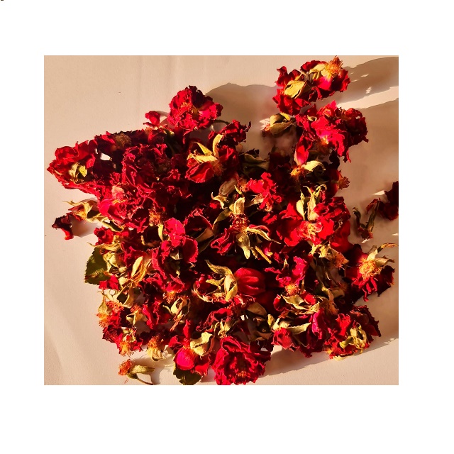 Сушеные розы и цветы