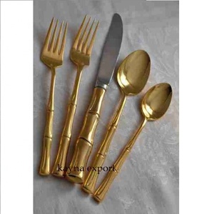 Juego de cubiertos de diseño con acabado en oro y metal personalizado Juego de cubiertos modernos de 4 Nuevo juego de cubiertos de acero de primera calidad de 5 para venta al por mayor - Product Image 1