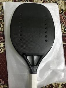 Raquetas de Tenis Playa y Pádel de Fibra de Carbono Personalizadas con Logotipos y Combinaciones de Colores, Peso 320-340g, Longitud 50cm - Product Image 3