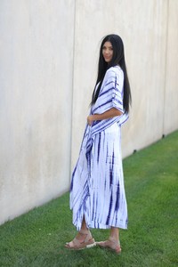 Caftán Tie Dye de Verano 2026 al por Mayor para Mujer, Blanco, Largo, Estilo Informal, Talla Única, Tejido, para Vacaciones, Uso en Casa - Product Image 2