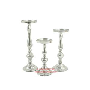 T Light Holder Metal Silver Pillar Candle Holder Set de 3 Hand Decorativo Alta calidad Acabado Hecho a mano Portavelas hecho a mano - Product Image 1