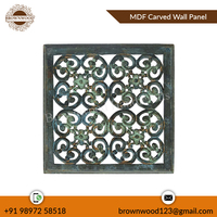 Panel Decorativo de Pared de Madera Tallada en MDF de Diseño Antiguo de 45 x 45 cm, de Fabricante Indio, Color Gris Quemado, Forma Cuadrada