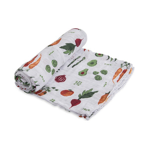 Vente en gros d'emmaillotage en mousseline de coton pour bébé en ligne best-seller avec logo personnalisé et étiquette d'emmaillotage imprimé de fleurs - Product Image 1