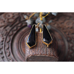 ต่างหูห่วงประดับเพชรทองเหลืองเคลือบด้านสีทอง งานแฮนด์เมด แฟชั่นมาแรง สำหรับสาวๆ และผู้หญิง - Product Image 5