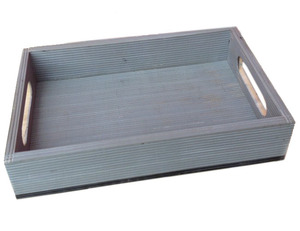 Plateau de service rectangulaire moderne Atiqco en bois naturel poli et acier pour la cuisine, le thé et la présentation des aliments (Origine Uttar Pradesh) - Product Image 3