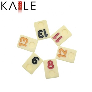 Meilleure quantité <span class=keywords><strong>de</strong></span> tuiles <span class=keywords><strong>de</strong></span> <span class=keywords><strong>jeu</strong></span> <span class=keywords><strong>de</strong></span> <span class=keywords><strong>Rummy</strong></span>, étui en aluminium, supports en plastique, fourniture directe d'usine pour <span class=keywords><strong>jeu</strong></span> familial - Product Image 6