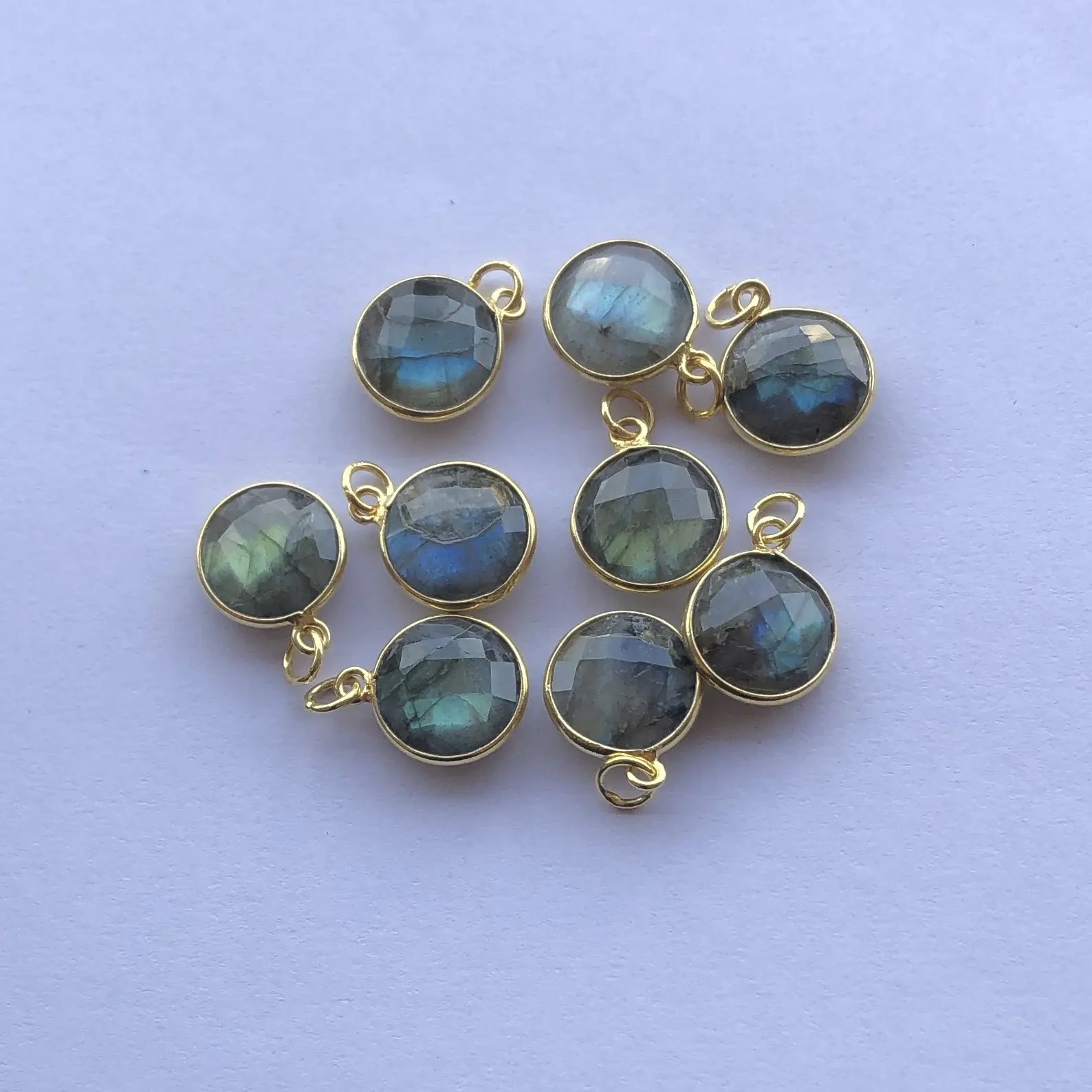 Natural Labradorite Stone Bezel 925 Sterling Silver Round Gemstone Pendant Wholesale Jewelry Manufacturer at Factory Price