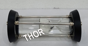 Horloge sablier moderne en bois noir sablier en verre pour la cuisine, l'enseignement ou la décoration intérieure - Product Image 3