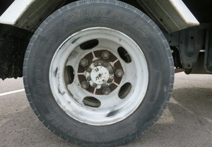 Pneu radial diagonale 385/65R22.5 pour camions Dongfeng, en caoutchouc naturel, poids de livraison - Product Image 2