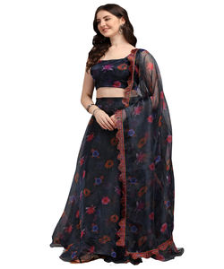 Diseñador de red de seda bordado secuencia trabajo lehenga choli con encaje trabajo dupatta ropa de boda precio al por mayor Ropa Étnica ApparelGarment - Product Image 5