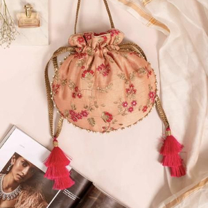 APPLIQUE กระเป๋า POTLI สำหรับทำงาน,กระเป๋า LATCAN และ ZARI ปักผ้าไหมสำหรับงานเลี้ยงและงานแต่งงาน @ 2022 - Product Image 1