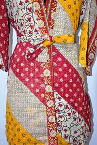 Chaqueta tipo Kimono de seda para mujer, Kimono de seda Kantha Vintage, talla libre, ajustable, longitud media - Product Image 3