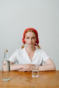 Bottiglia di Vetro Vuota Personalizzata da 500/700/750ml/1 Litro, Trasparente e Rotonda per Succhi, Latte, Acqua, Liquori, Vino, Olio, Vodka, Whisky, <span class=keywords><strong>Gin</strong></span>, Tequila - Product Image 6