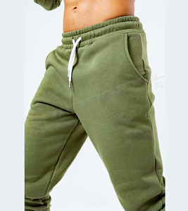 Trajes de chándal ajustados de moda para hombres Venta al por mayor Combinación de colores Ropa casual para invierno para hombres y mujeres - Product Image 5