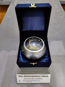 Urna Funeraria de Aluminio Pintada a Mano Estilo Americano Brown Odyssey para Cenizas de Adultos, Artículos Funerarios - Product Image 6