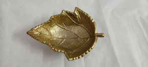 Plateau design en or antique pour fruits secs, motif de plante élégante en forme de feuille pour plats de restaurant à la maison, assiettes - Product Image 2