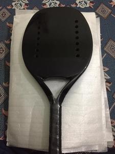 Raquetas de Tenis Playa Hechas a Medida, Raqueta de Pádel con Cara de Fibra de Carbono y Vidrio, Empuñadura de Fibra de Carbono, Peso 320-340g, Longitud 50cm, Logotipos y Color Personalizables - Product Image 5