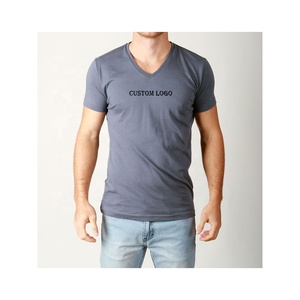 Camiseta de Algodón Transpirable con Cuello en V Personalizada para Hombre, Corte Moderno Informal, Estilo Urbano Tendencia 2025 - Product Image 1