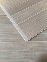 Azulejo de revestimiento de grafito, azulejos de techo de pvc con efecto moderno, 250mm, gris