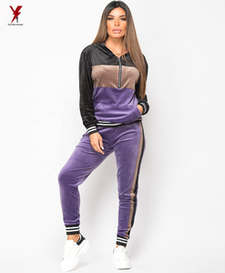 ชุดออกกำลังกาย Velour สำหรับผู้หญิง,ชุดฝึกซ้อมพิมพ์โลโก้แบบกำหนดเองออกแบบใหม่ล่าสุด - Product Image 3