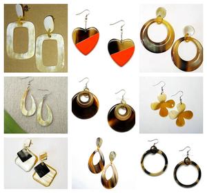 Boucles d'oreilles artisanales de qualité supérieure en os de buffle couleur antique plaqué argent, forme goutte d'eau, best-seller pour femmes - Product Image 4