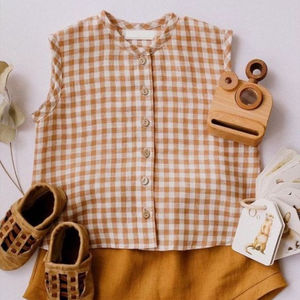 Best Baby 2021 Conjuntos de ropa informal de verano Hermoso diseño Top con corto personalizable en tamaño y color - Product Image 1