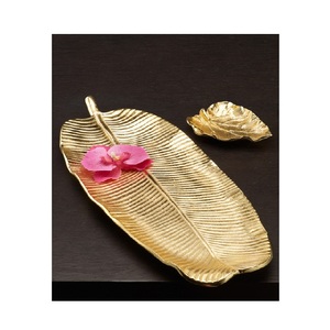 Custom-Size Gold-Colored Handcrafted Metal <b>Tray</b> Modern Style Decorative <b>Tray</b> for Home Use Available in <b>Round</b> or Oval Pattern - Product Image 6