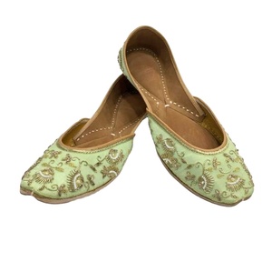 Chaussures de mariage imprimées pour femmes, accessoires de bonne qualité, personnalisés, décontractées, faites à la main, personnalisés, nouvelle collection - Product Image 5