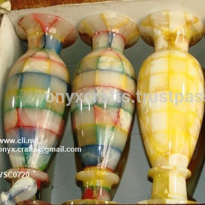 แจกันดอกไม้หินโอนิกซ์และหินอ่อนมีดีไซน์แบบเย็บปะติด - Product Image 1