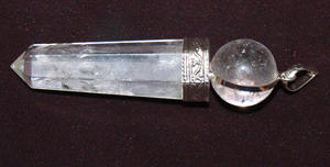 Meilleure vente pendentifs à pointe et boule en quartz clair naturel en vente - Product Image 2