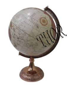 Globo de mesa decorativo de color cobre Mapa del mundo girado Oficina y regalo universitario que se centra en la geografía - Product Image 1