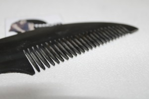 Peine de pelo de Búfalo con dientes anchos y mango de gran tamaño, Material Natural negro de cuerno, peine alisador de pelo, uso doméstico portátil - Product Image 5