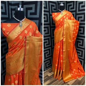 Vêtements ethniques Fabrication en gros Surat Sana Travail de broderie en soie Hot Fix Travail de diamant Saree avec chemisier Pièce Vêtements à bas prix - Product Image 4