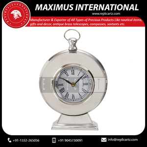 Suministro a granel diseñador fregona mesa de acero reloj Mesa decoración del hogar regalo Showpiece decorativo - Product Image 5