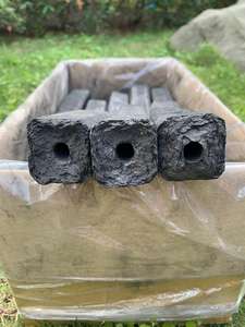 Carbón Vegetal Negro en Forma de Aserrín, Hecho de Madera Dura, Briquetas con Tiempo de Combustión de 5-6 Horas para Barbacoa, Directamente de Vietnam - Product Image 3