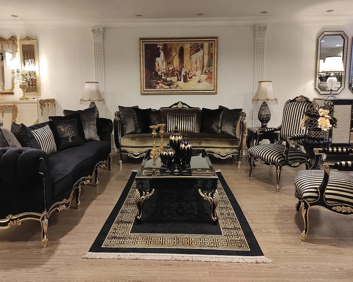 Luxe Italiaanse Woonkamer Sofa Set Meubels Comfortabele Sofa Set Gemaakt Van Mahonie Hout Met Hand Carving