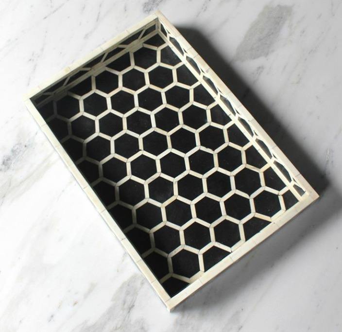 ขาว &amp; ดำ