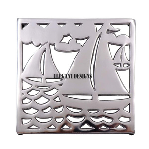 Dessous de plat en métal plaqué cuivre fait à la main Comptoir de cuisine de taille personnalisée Tapis de table décoratif avec forme unique - Product Image 3