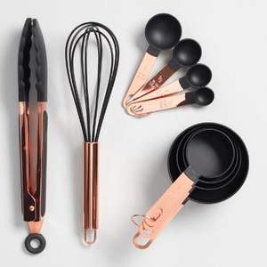 Tazas y cucharas medidoras chapadas en cobre y negro - Product Image 2