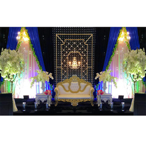 ฉากหลังเทียนแต่งงานดีไซน์พิเศษ ผนังเทียนสุดโรแมนติกสำหรับเวทีงานแต่งงาน ฉากหลังผนังเทียนโลหะสุดโรแมนติก สหราชอาณาจักร - Product Image 1