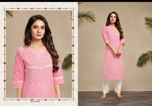 Designs Lawn Robes en coton avec dentelle Gotta Patti et tissu Patti | Kurti Design Ideas With Lace for women - Product Image 4