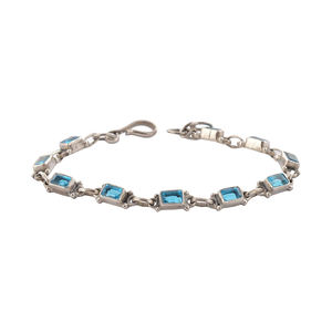 Material de la mejor calidad, uso de plata de ley de pureza 92,5, pulsera de diseño atractivo de mujer - Product Image 1