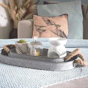 Plateau de service de nourriture en métal galvanisé de forme ovale avec finition polie et poignées de corde de qualité commerciale faite à la main - Product Image 6