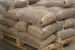 Granulés de bois de chêne/pin de qualité supérieure de Roumanie 6mm et 8mm Big Bag 15 kg Sacs Produit de haute qualité - Product Image 6