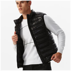 Veste matelassée personnalisée en gros, OEM, imprimée, pour homme, hiver, décontractée, respirante, coupe-vent, imperméable, légère, tendance - Product Image 4