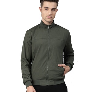 Vestes d'été unisexes de sport d'extérieur personnalisées de haute qualité, imprimées, coupe-vent, écologiques, réversibles, à séchage rapide et respirantes - Product Image 1