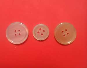 เสื้อโค้ทเขาควายขัดเงา20มม. กระดุม4รูสีทองแดงซักได้ขนาด18มม. ตกแต่งเสื้อผ้าด้วยลูกปัด - Product Image 6