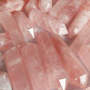 Natural Rose Quartz Charms Double Point Crystals Pyramids Tourmaline Coasters | Loose <b>Healing</b> Gemstones Wholesale Guangzhou - Product Image 2