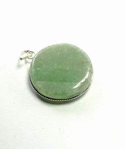 High quality green <b>aventurine</b> pendant Classic Style Quartz Crystal round coin pendant gemstone <b>necklace</b> healing stone wholesaler - Product Image 4